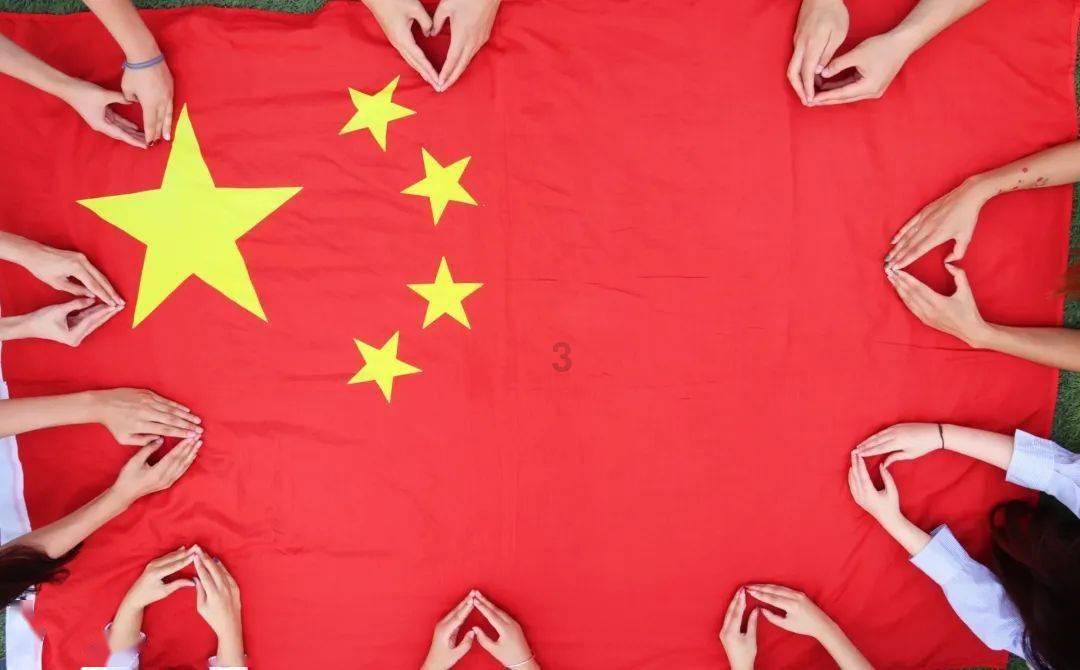 白头发是拔一根长十根的吗？