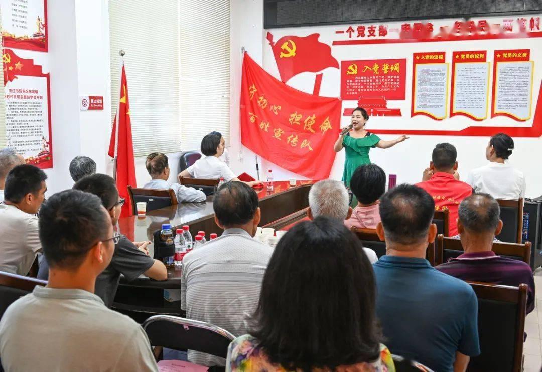 在婚姻中，是事业重要还是家庭重要?